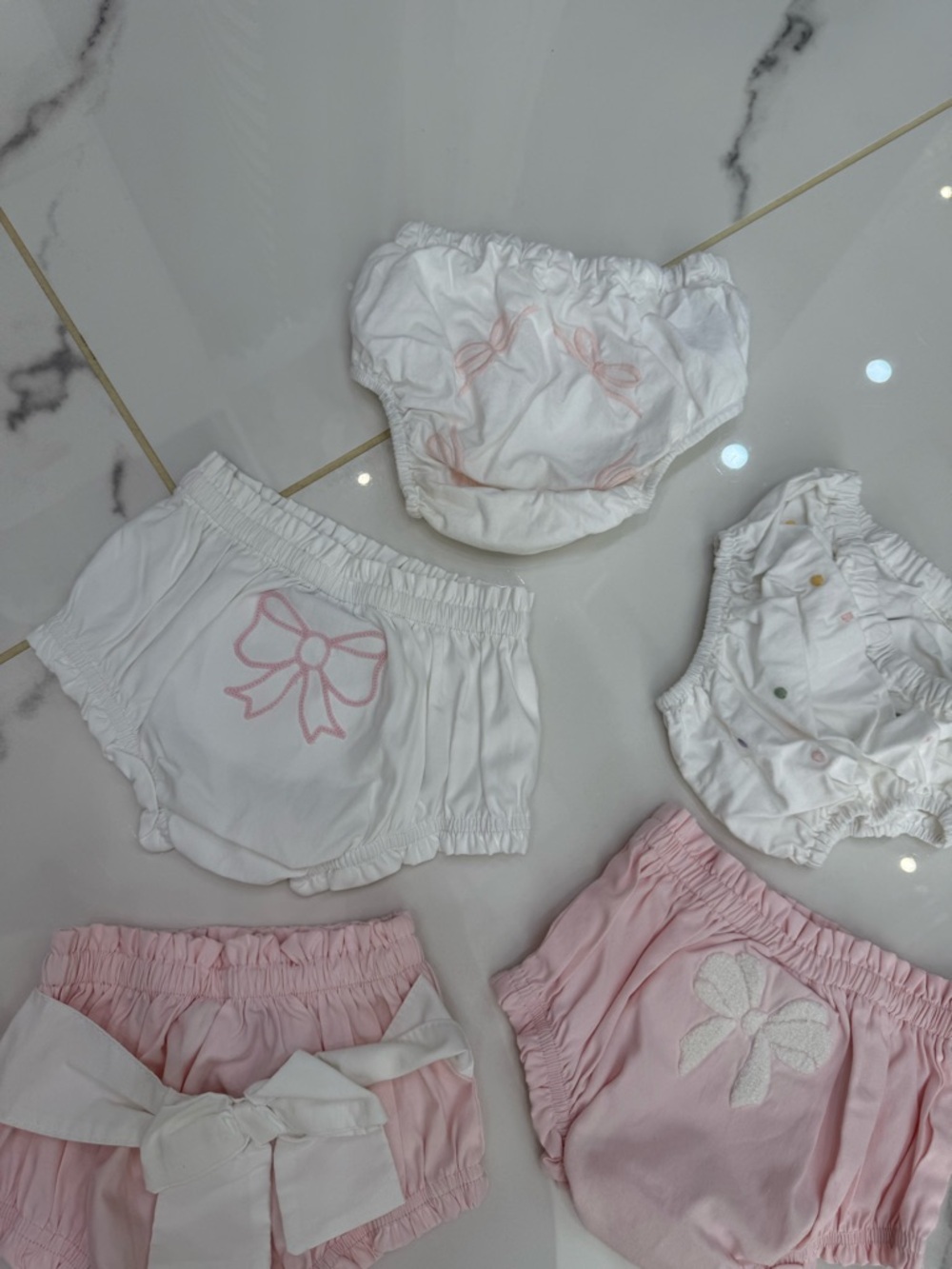 Baby girl bloomer diaper covers - Picture 3 of 3